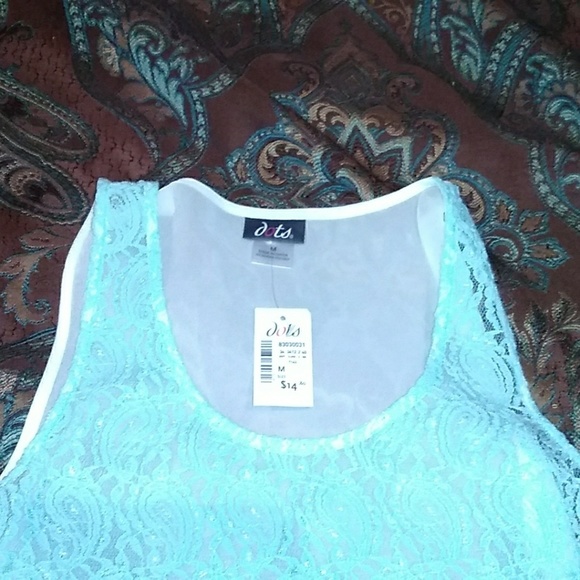 Clothes - Picture 3 of 3